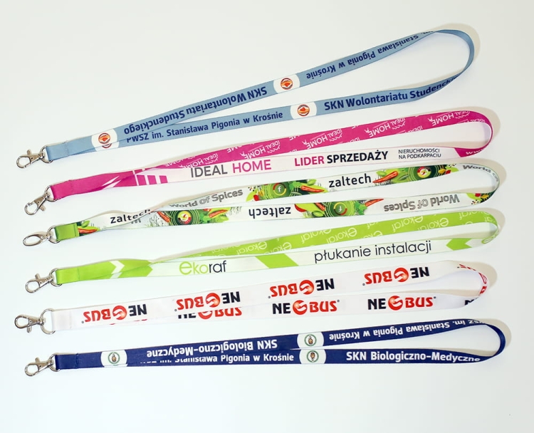 Długie smycze reklamowe dla firmy, klub sportowy, event